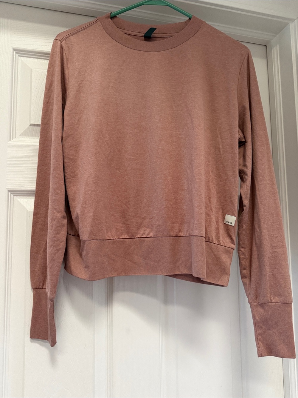 Vuori Dusty Rose Crewneck Long-Sleeve Sweatshirt